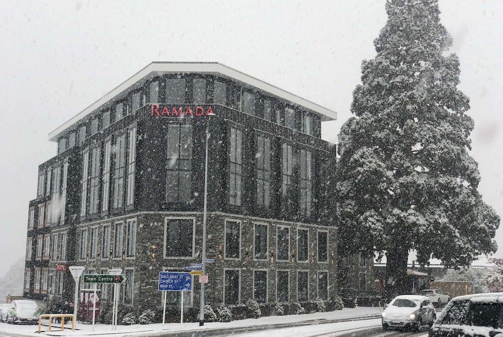 Ramada by Wyndham Queenstown Central