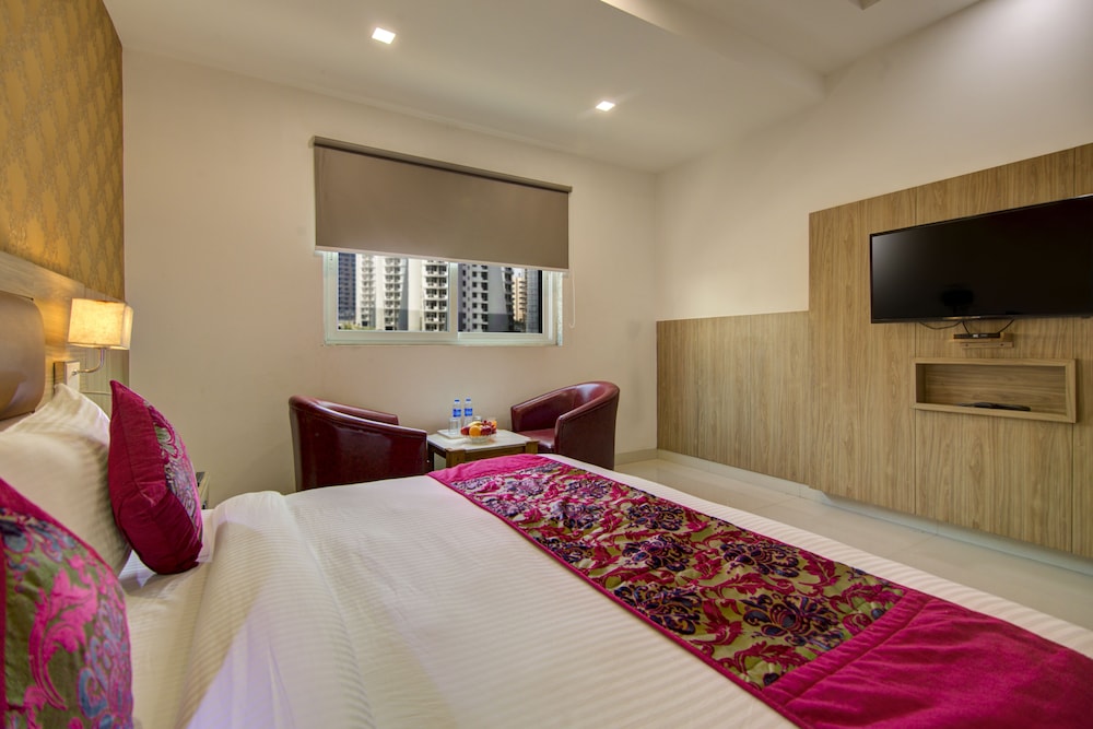Hotel Salt and Rove Near Delhi Airport