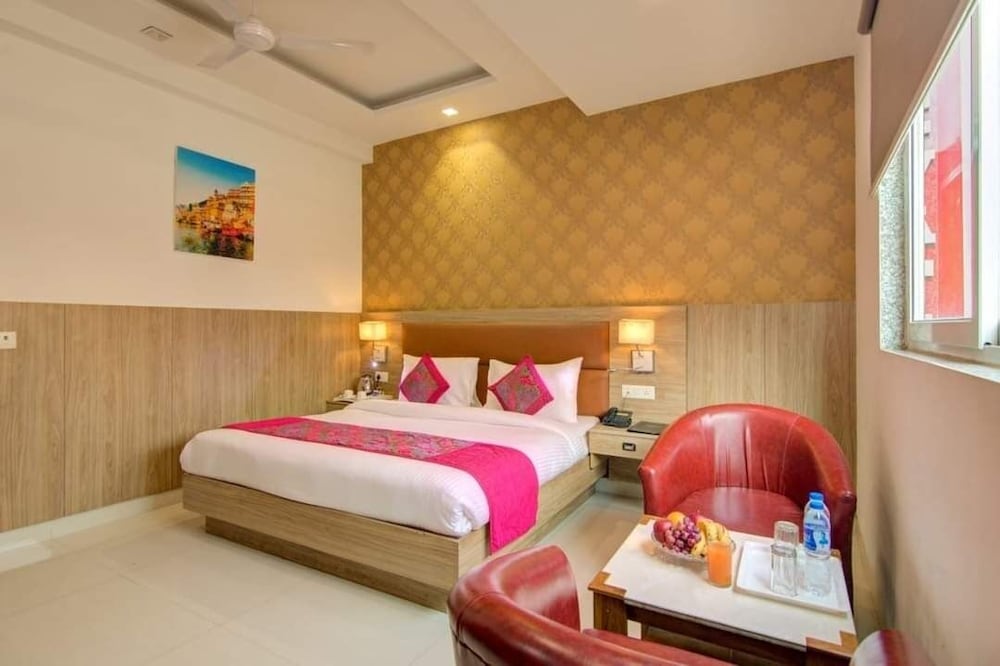 Hotel Salt and Rove Near Delhi Airport