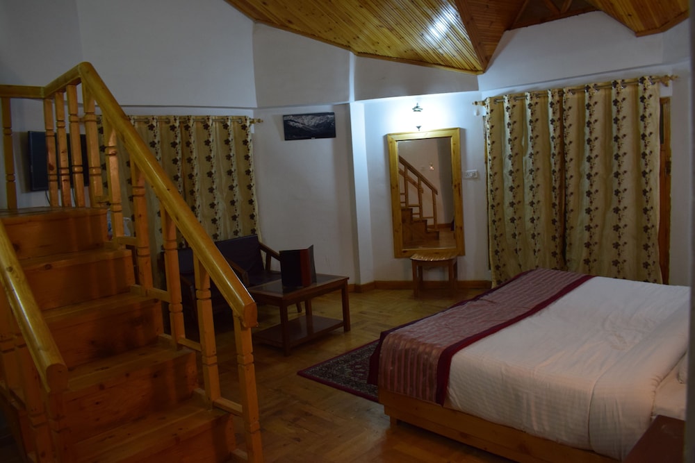 The Bharhka Villa