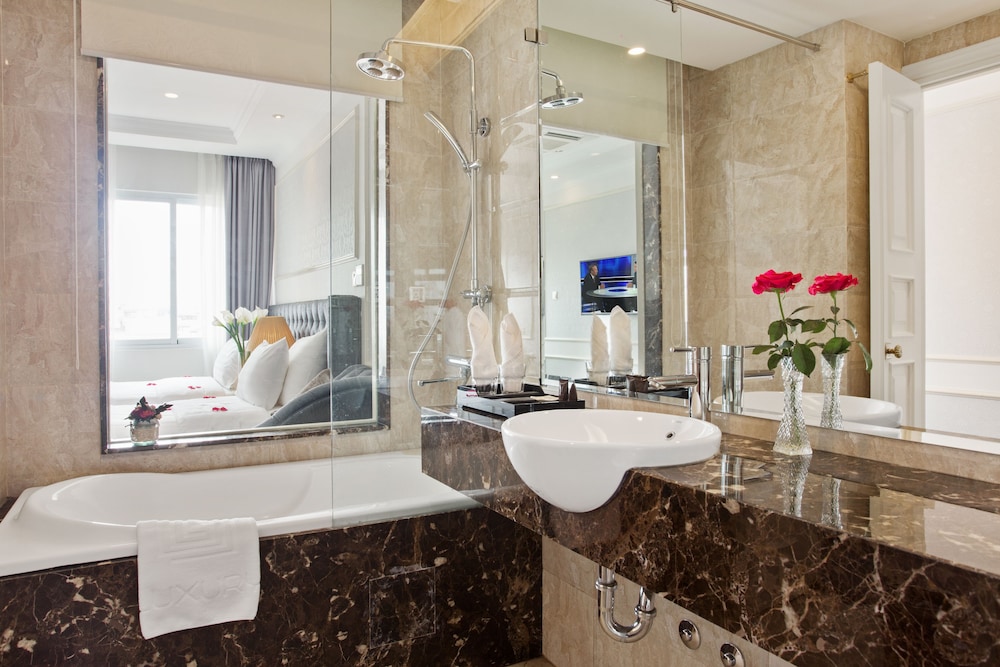 Luxury Old Quarter Hotel & Gym
