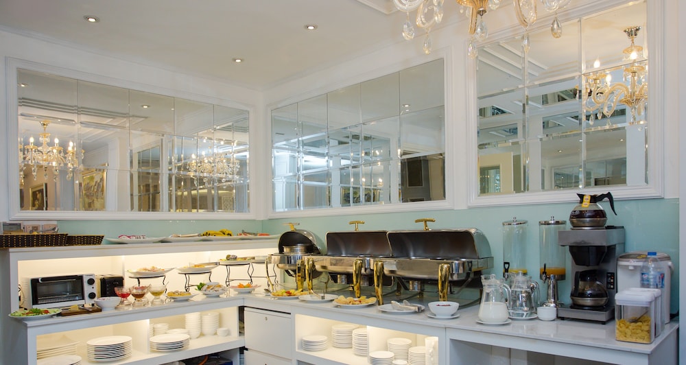 Luxury Old Quarter Hotel & Gym