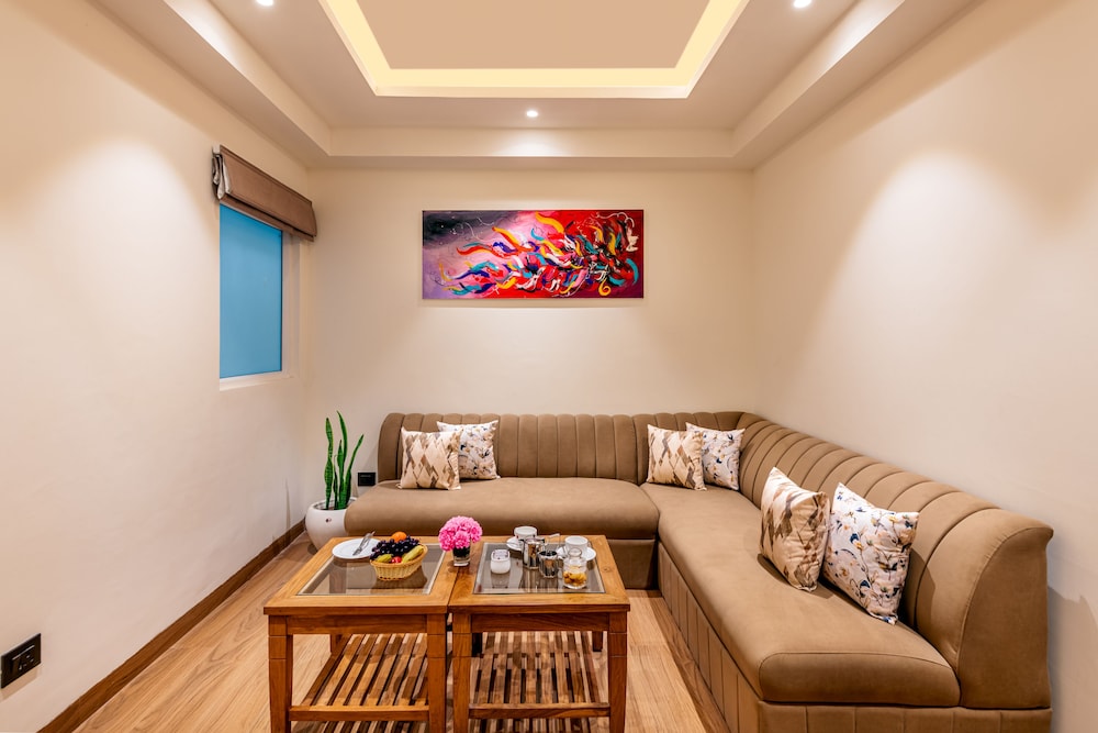 Lords Eco Inn Dehradun