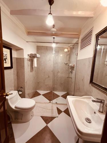 The Elgin Fairlawn - Kolkata - Heritage Hotel (Since 1783)