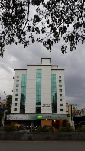 Hotel Planet Mount ( near to US Consulate )