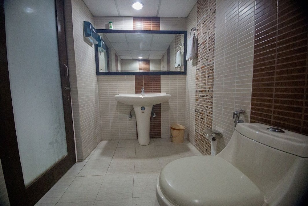 ANR Hotel (24 Hours Check-in & Check-Out)