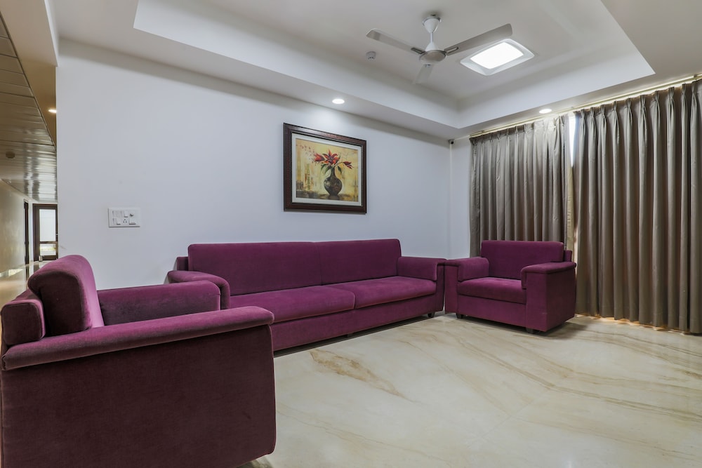 FabHotel Prime Sapphire Inn
