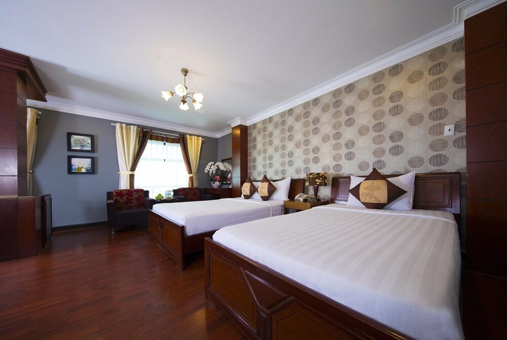 Good Vibes Central Hotel