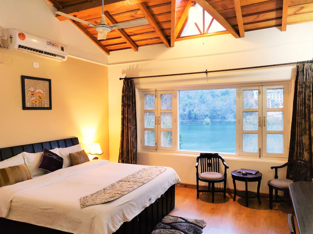 Neelesh Inn - A Luxury Lake view Hotel (20 kms from Nainital)