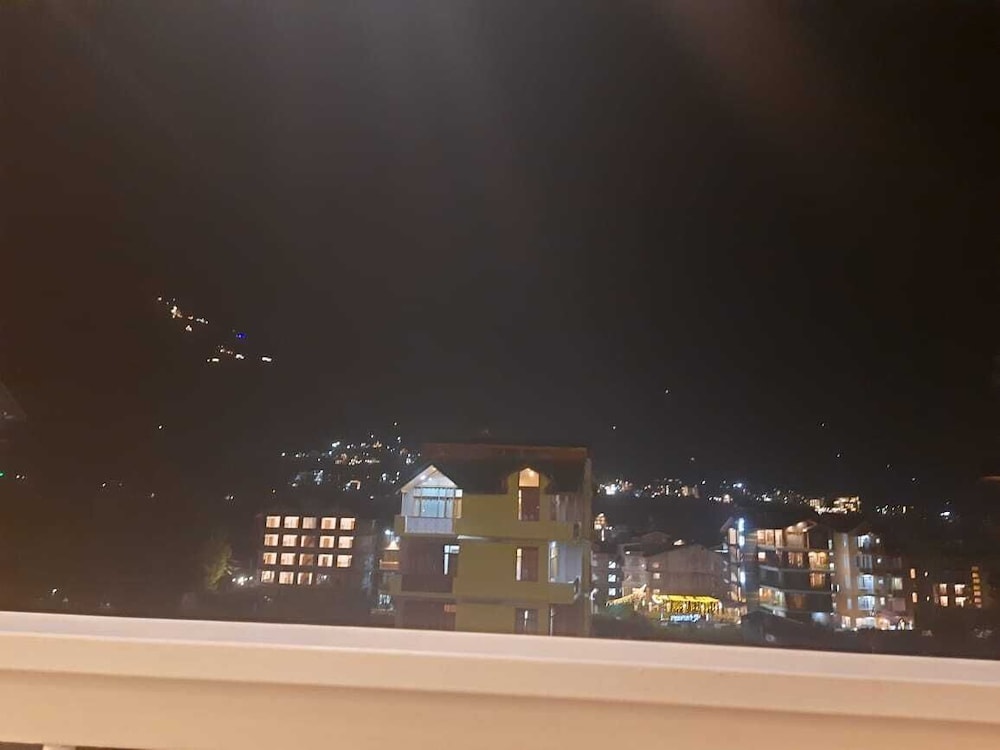  Hotel Meraki Khang, Manali
