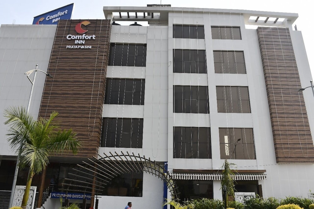 Comfort Inn Pratapvasini