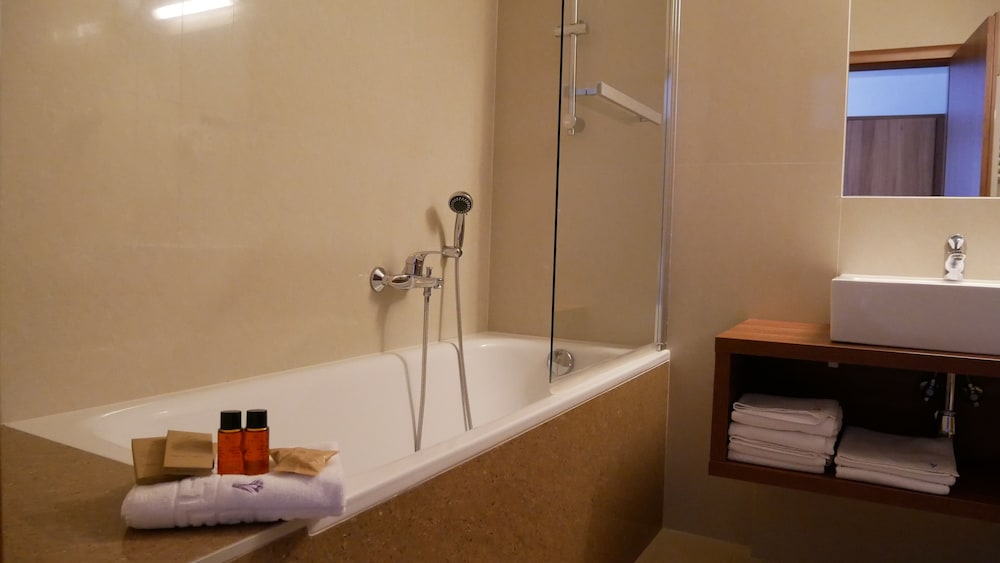 Hotel Saffron