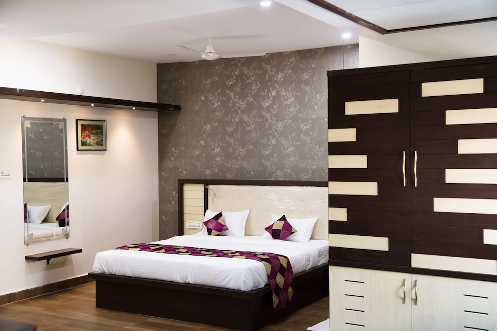 Hotel Shreya Warangal