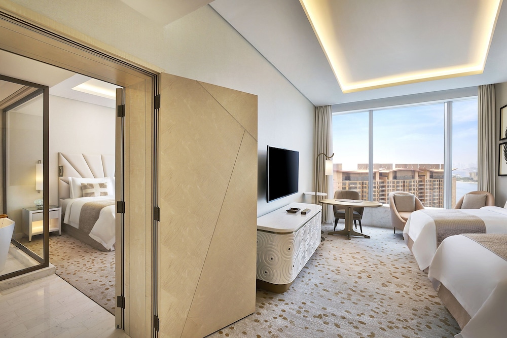 The St. Regis Dubai, The Palm