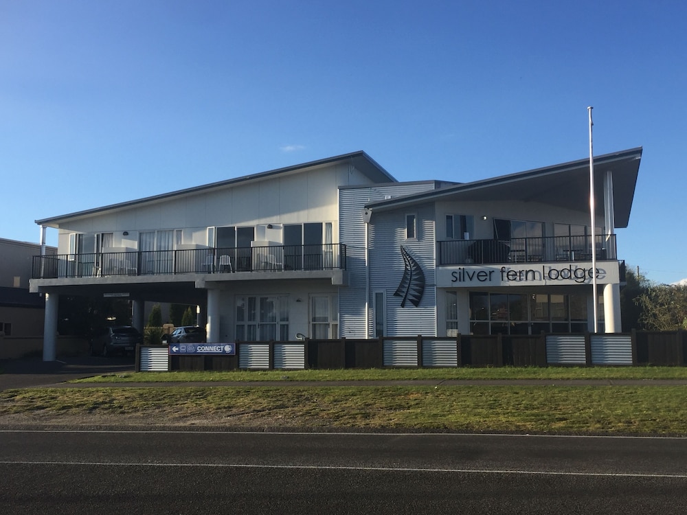 Silver Fern Lodge