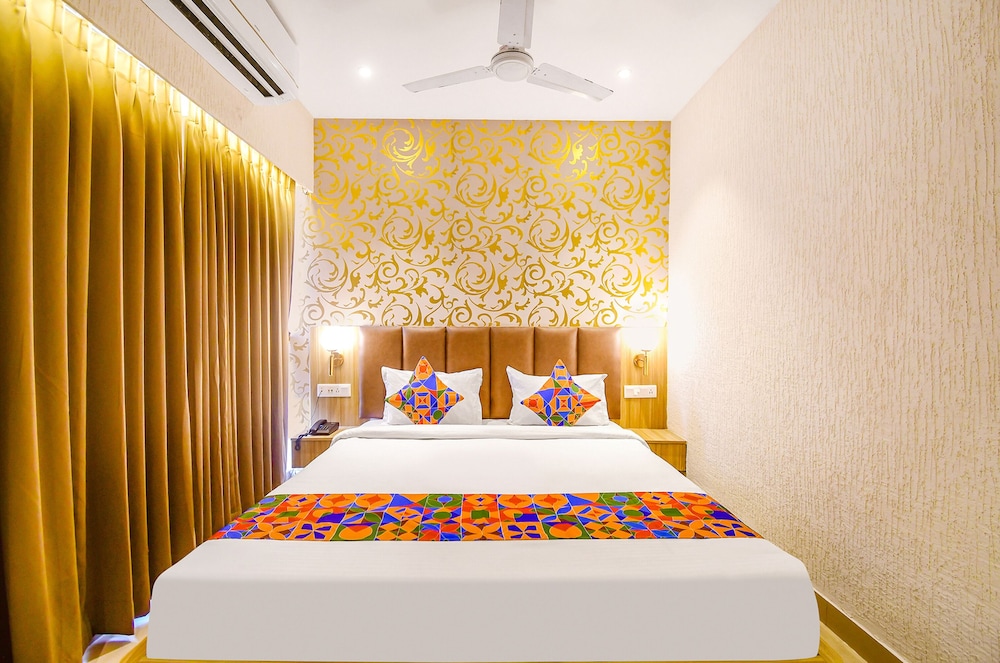 Super Townhouse Oak Hotel Lake View Royal Near Science City