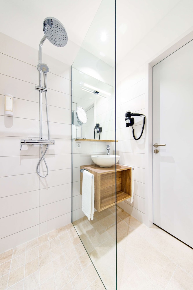 elaya hotel goeppingen