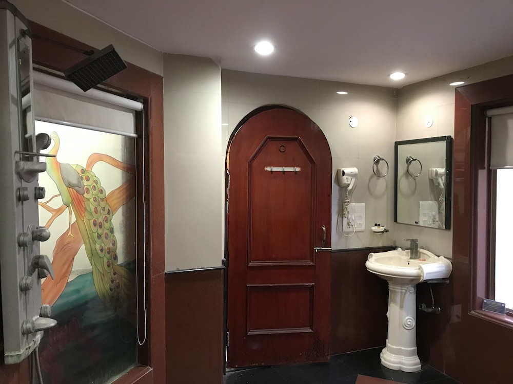 Delite Sarovar Portico Faridabad