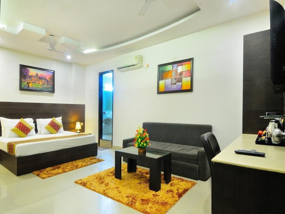 Hotel Sky Rich International Karol Bagh