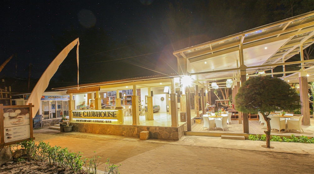 Jambuluwuk Oceano Resort Gili Trawangan
