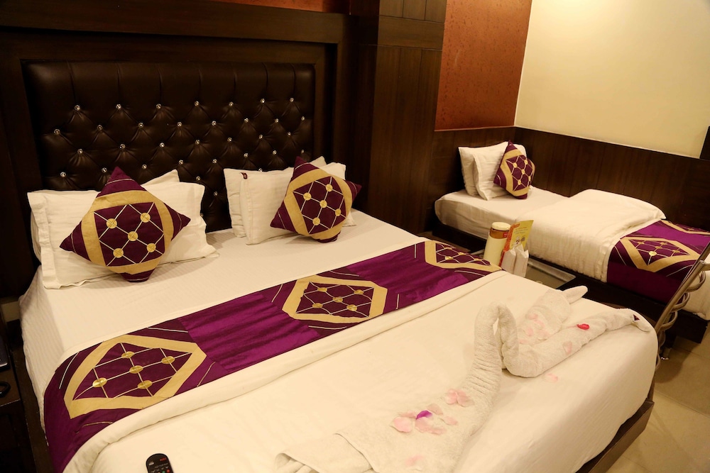Hotel Shivam International