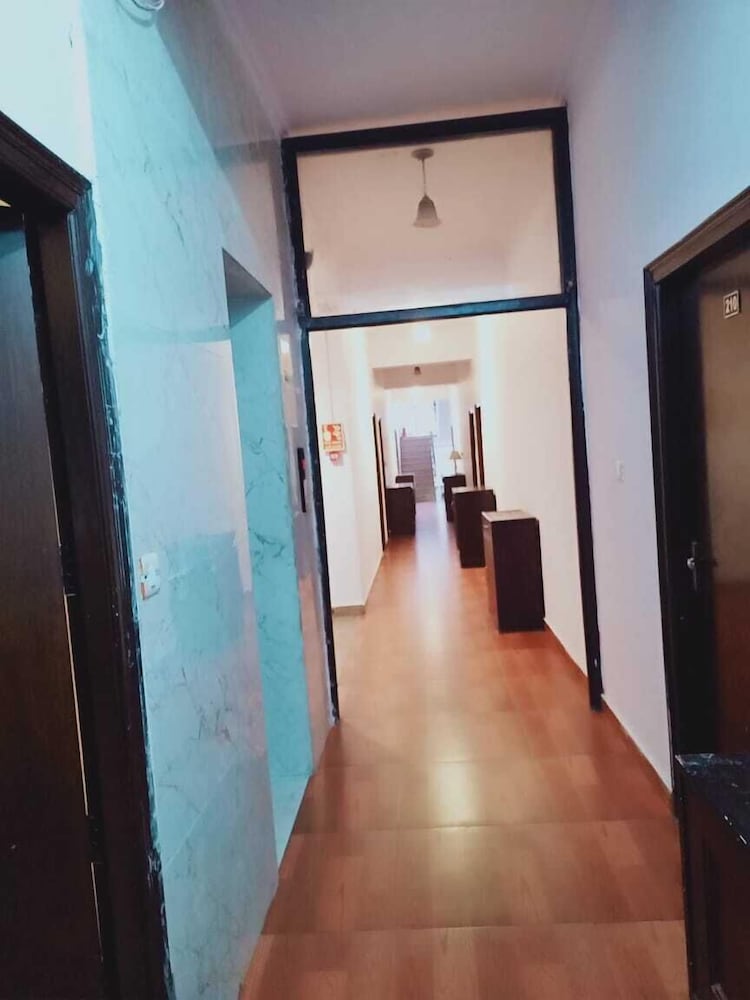 City Stay Hotel