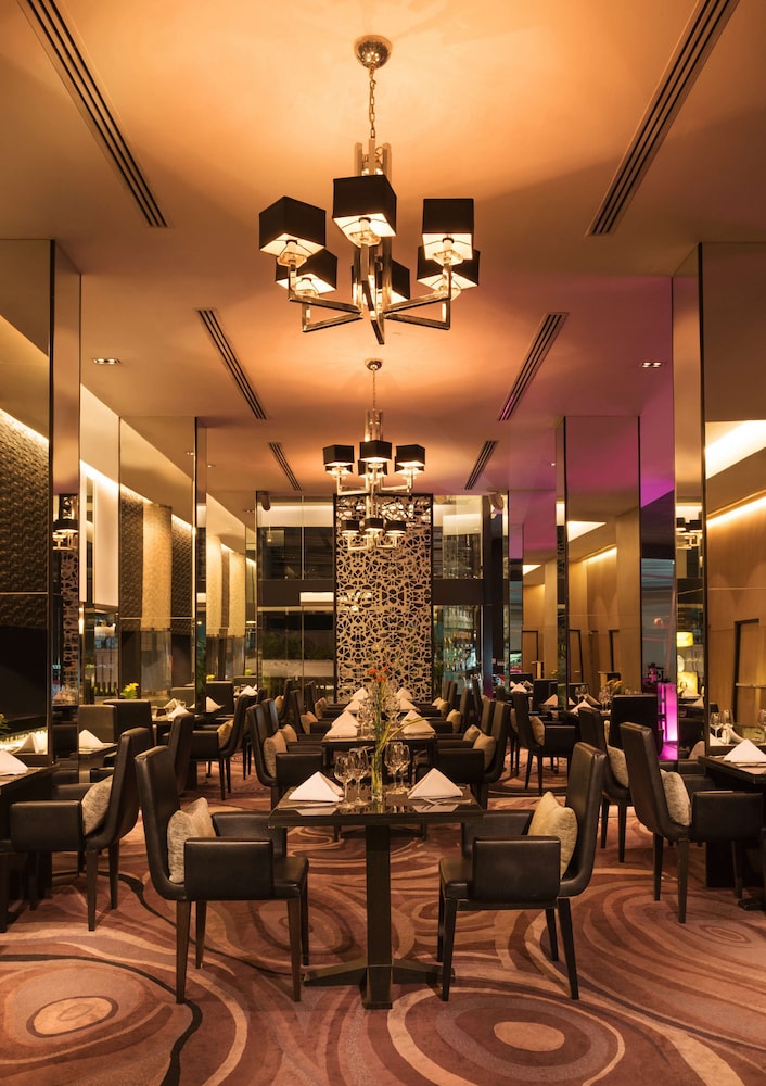 Radisson Suites Bangkok Sukhumvit