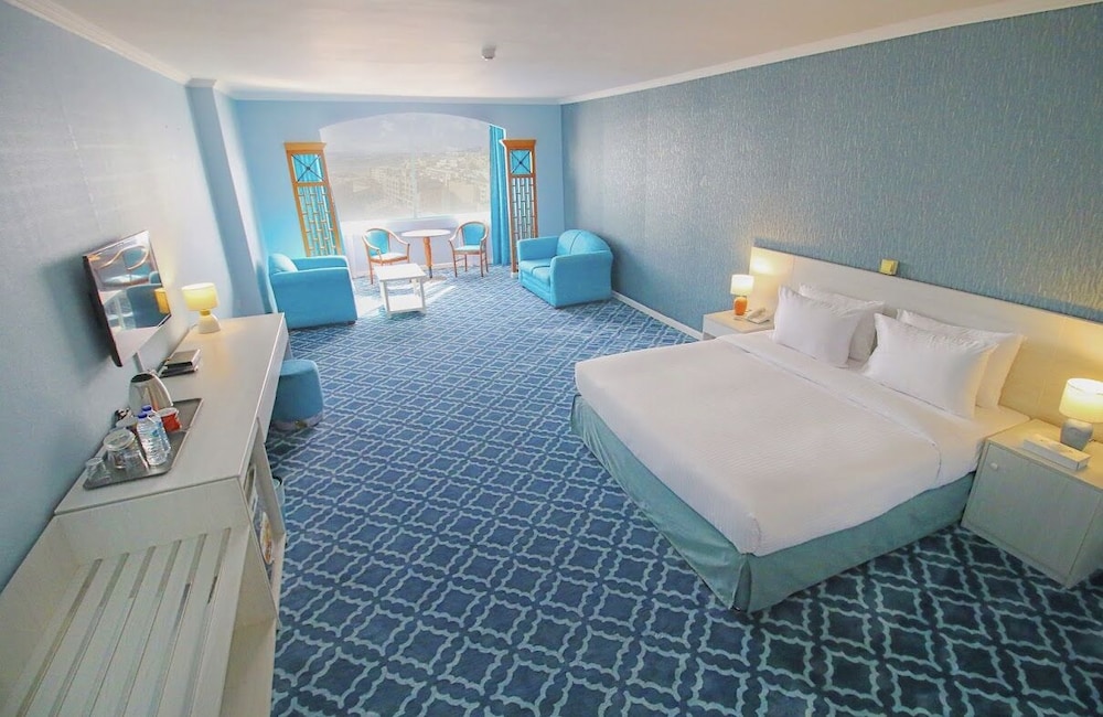 The George Hotel by Saffron Dubai Creek