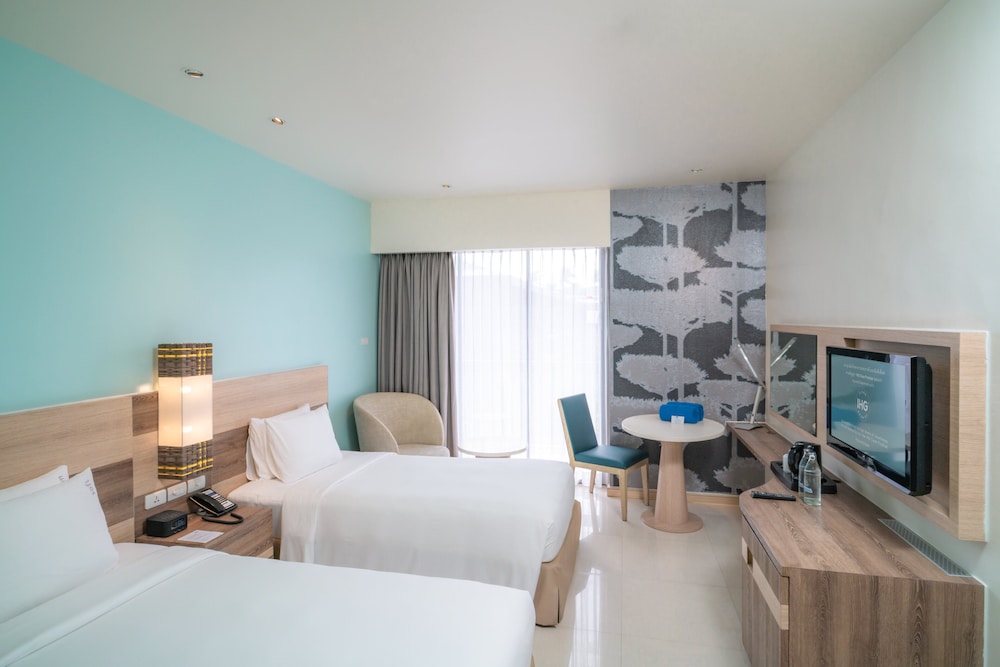 Holiday Inn Express Phuket Patong Beach Central by IHG