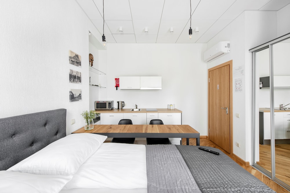 Piano Apartments