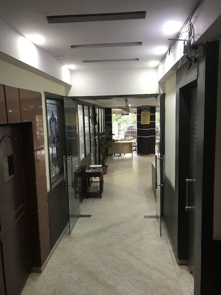Hotel Jyoti Deluxe