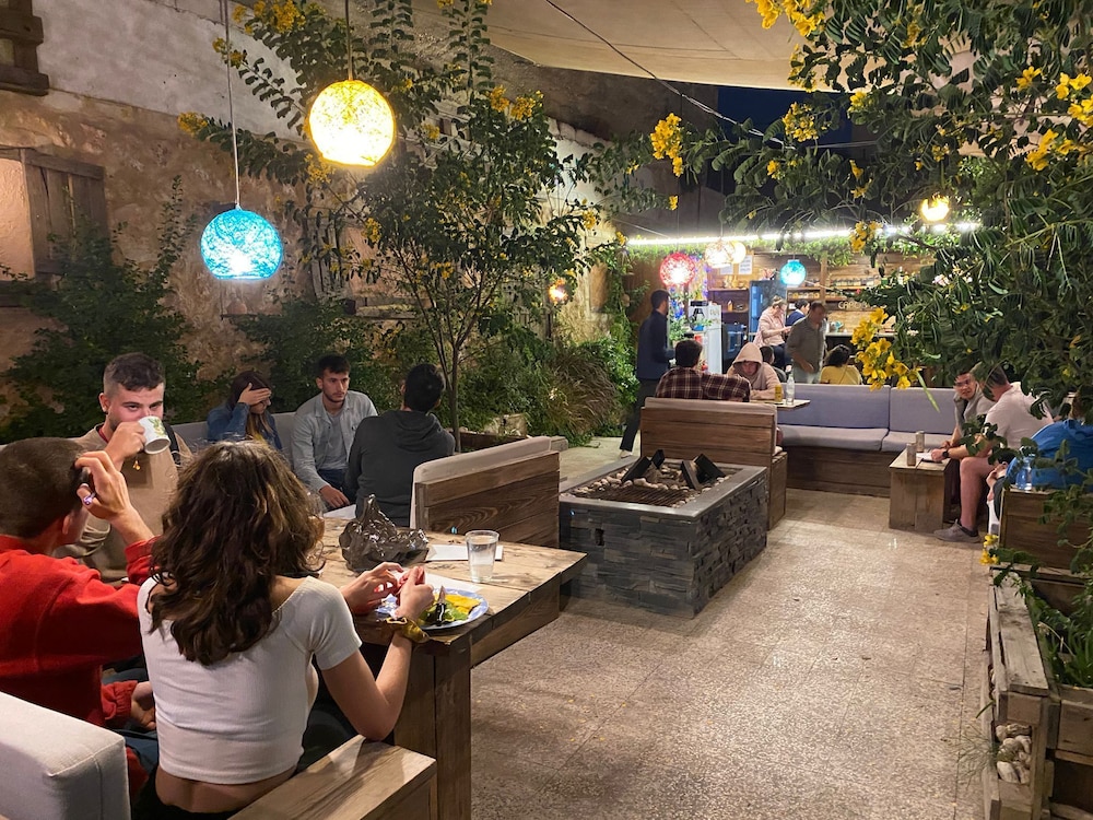 Carob Hostel - Amman 