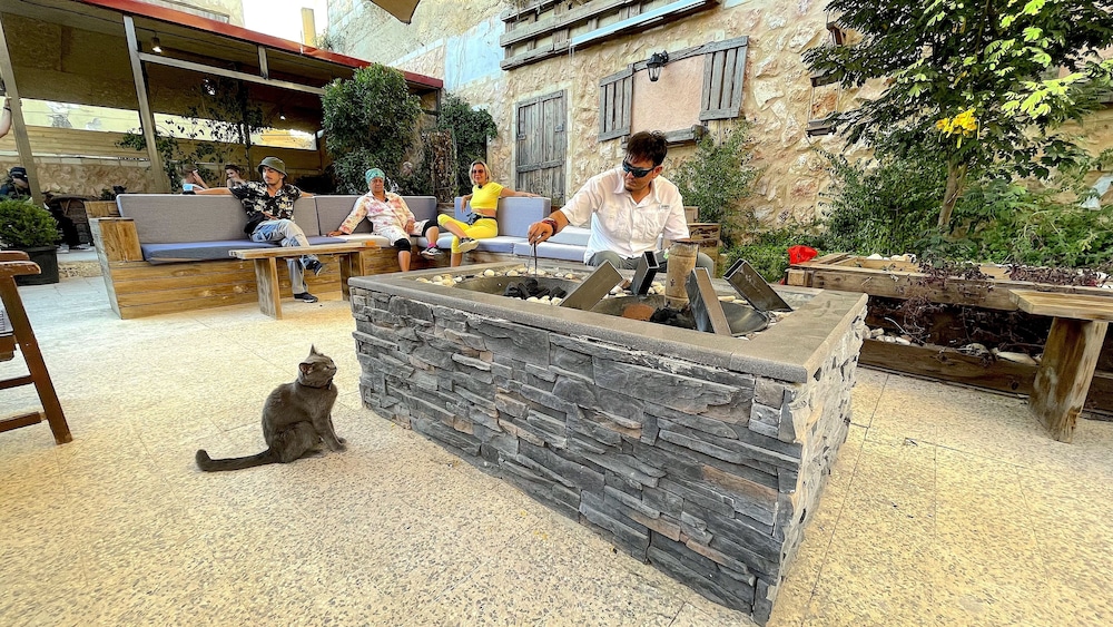 Carob Hostel - Amman 