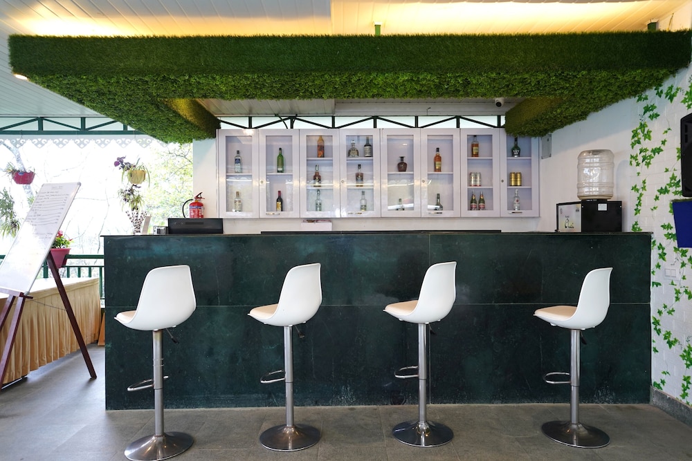 Treenz Hotel