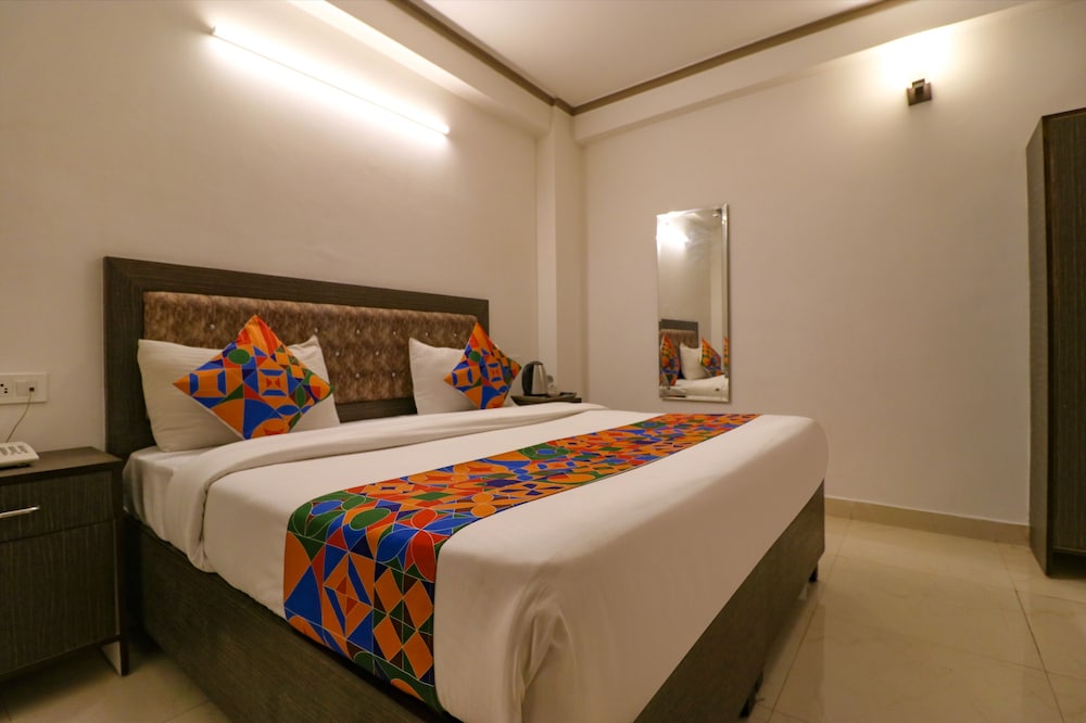 FabHotel Dolphin International