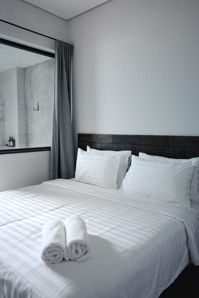 Tune Hotel KLIA - KLIA2