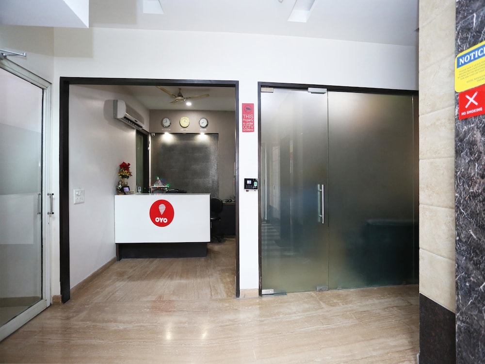 OYO 1391 Hotel Pushpa Vilas