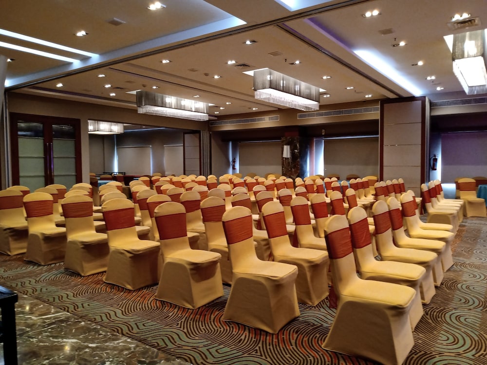 Royal Orchid Central Akota Vadodara