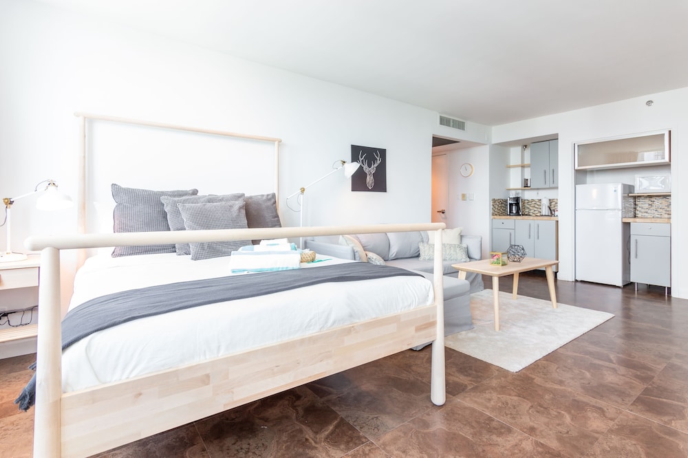 Girasole Apartments
