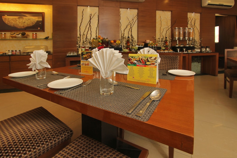 Hotel Phoenix Koregaon Park