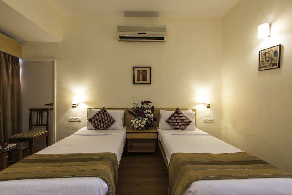 Hotel Phoenix Koregaon Park