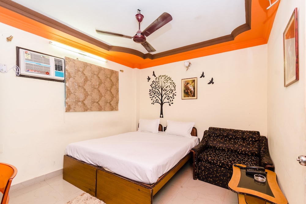 OYO 1836 Hotel Shila International