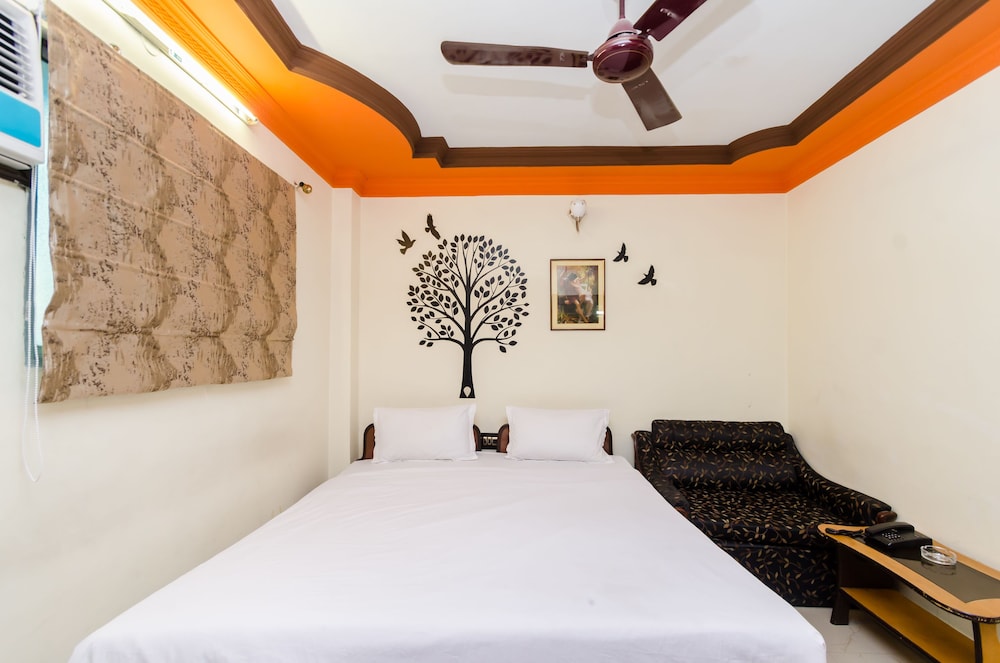 OYO 1836 Hotel Shila International