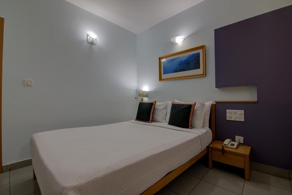 Tristar Service Apartment