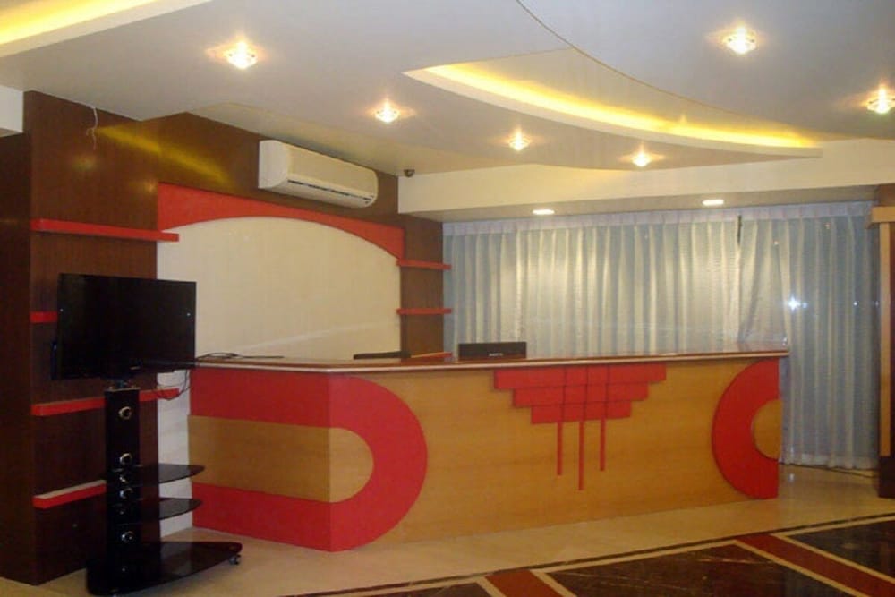 Hotel Hilltop International