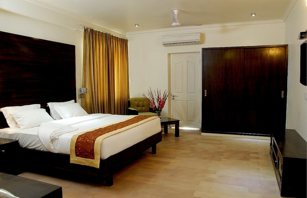 66 Residency-A Boutique Hotel