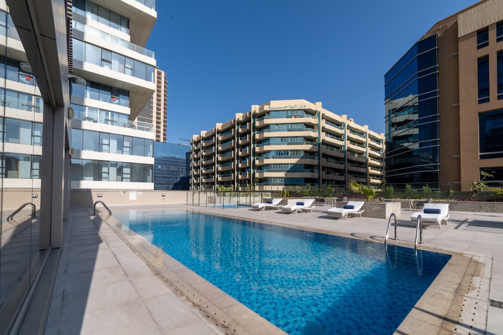 Suha Mina Rashid Hotel Apartments