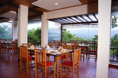 Forest Escapes Koyna Resort