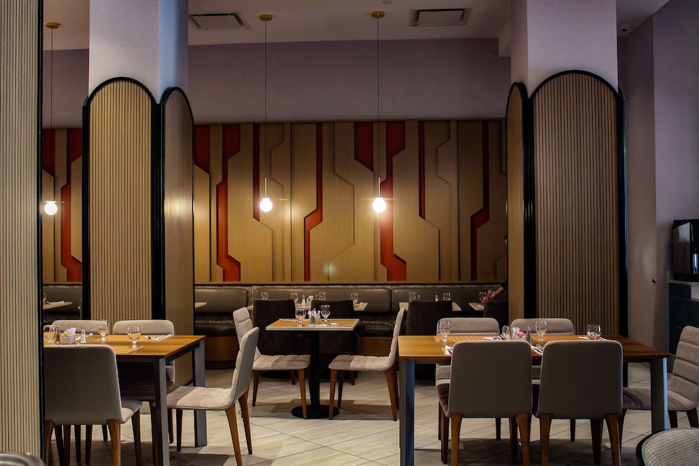 Doubletree by Hilton New York Times Square South
