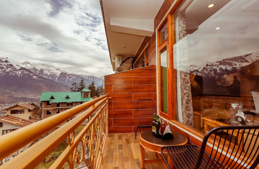 Smuggler Resort By West Western -Centrally Heated & Air Cooled ,Manali 